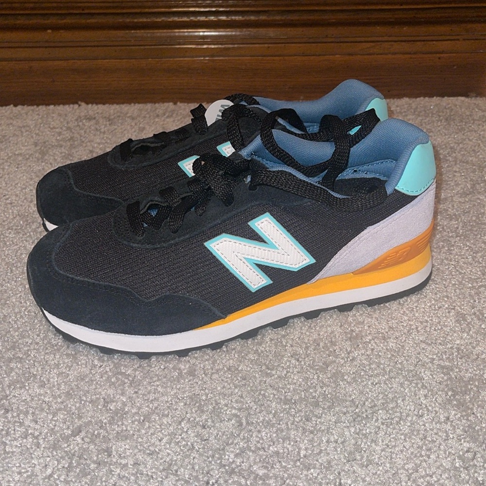 New balance shoes